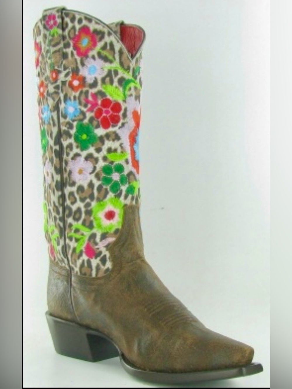 BOLD! Macie Bean Snow Leopard  Statement Boots!
Ladies size 7.5